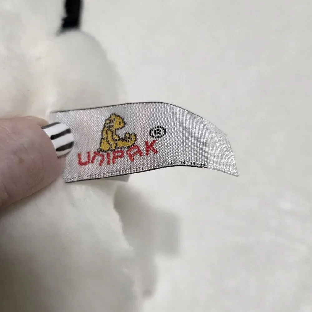 UNIPAK White & Black Mountain Goat 9